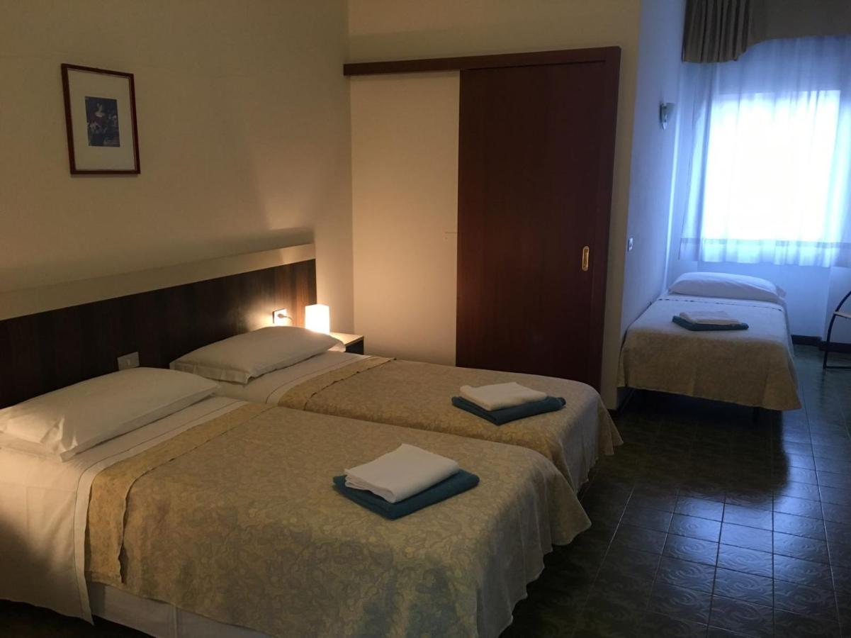 Hotel Centrale Есте Екстер'єр фото