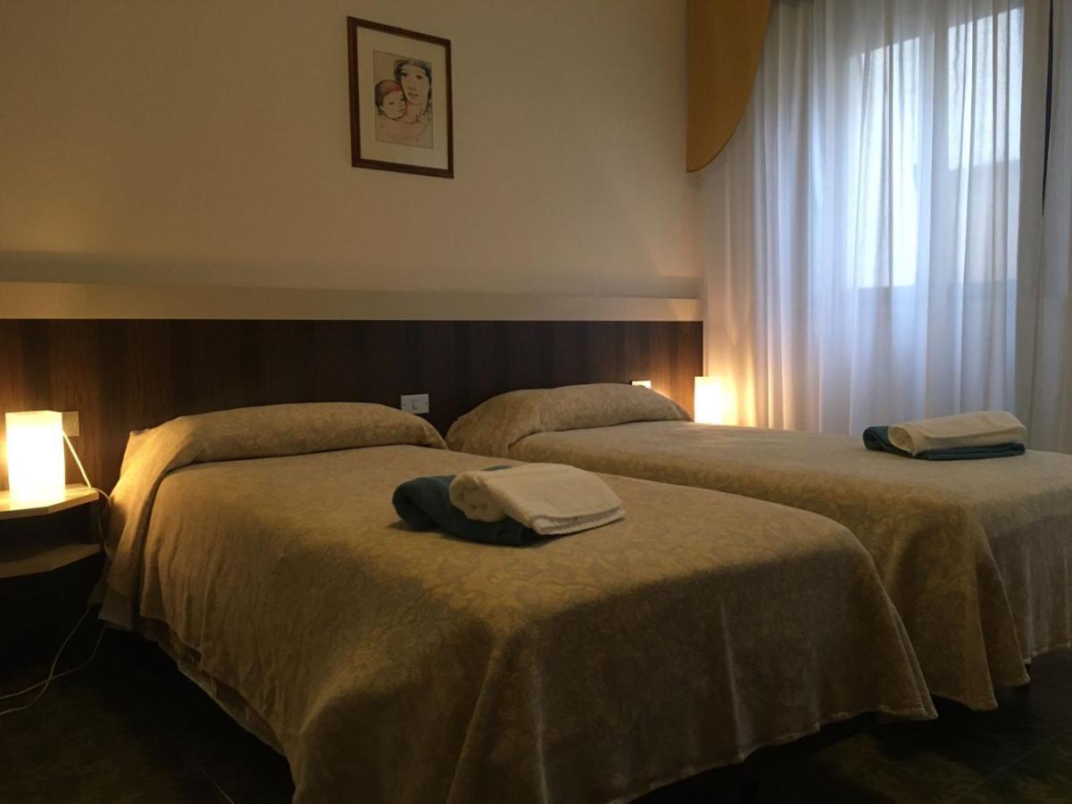 Hotel Centrale Есте Екстер'єр фото