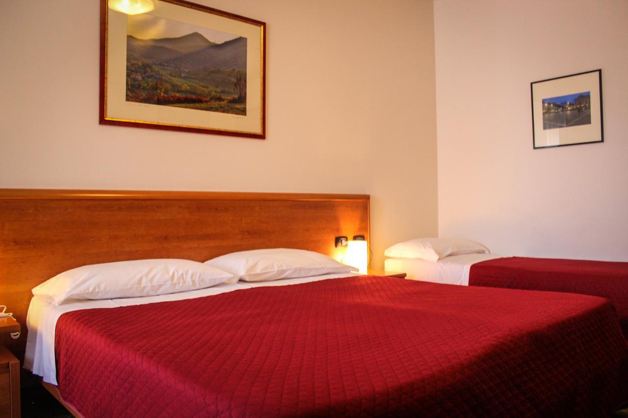 Hotel Centrale Есте Екстер'єр фото